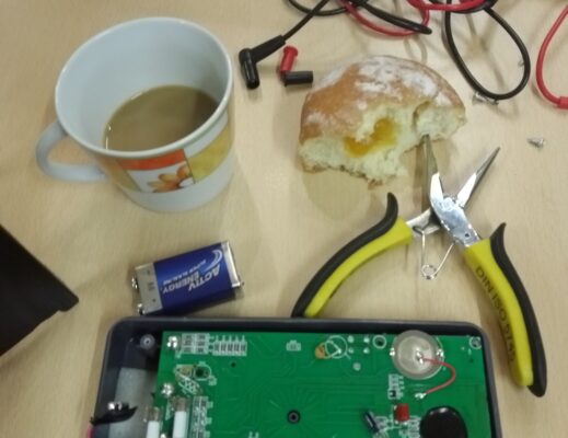 Krapfenzeit beim Repaircafe Otelo Linz